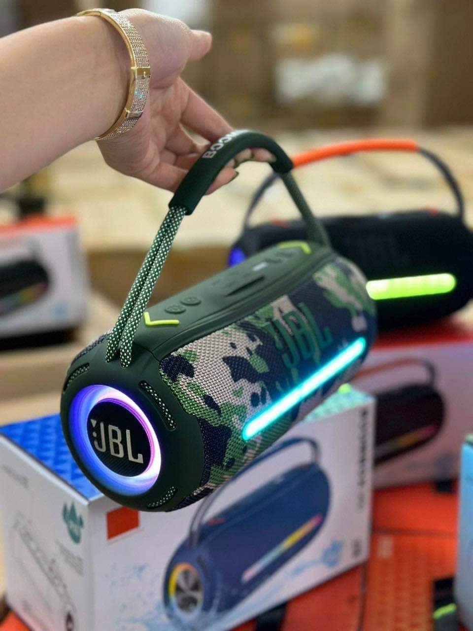 JBL Boombox | Powerful portable bluetooth speaker